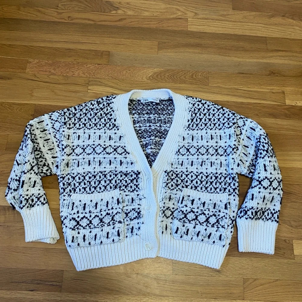 ZARA Black and Ivory Oversized Chunky Knit Cozy Cardigan Women’s Medium - Picture 3 of 6
